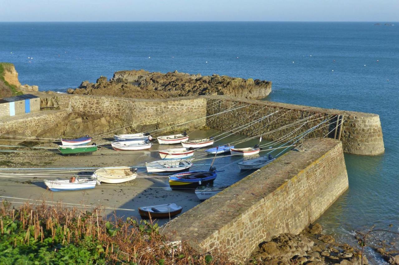 Holiday Home, Neville-Sur-Mer エクステリア 写真