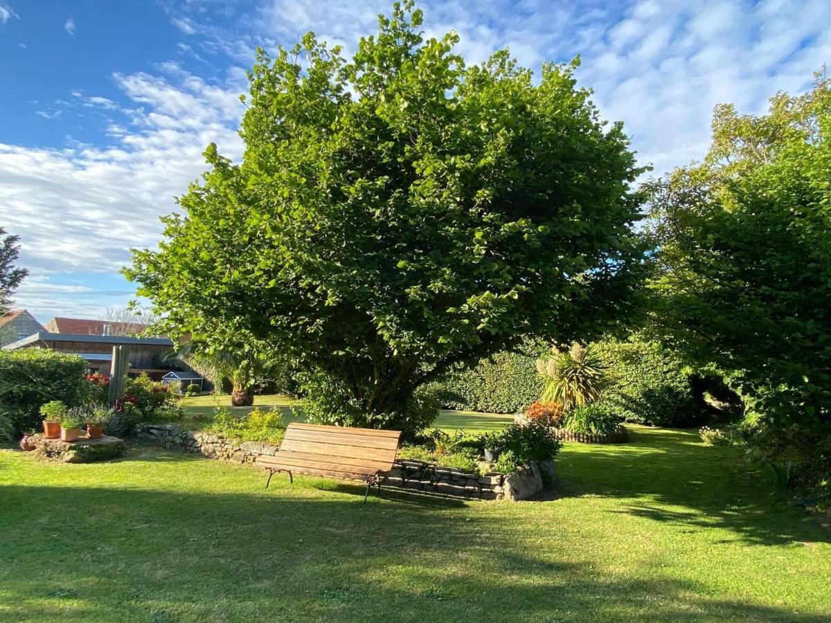 Holiday Home, Neville-Sur-Mer エクステリア 写真