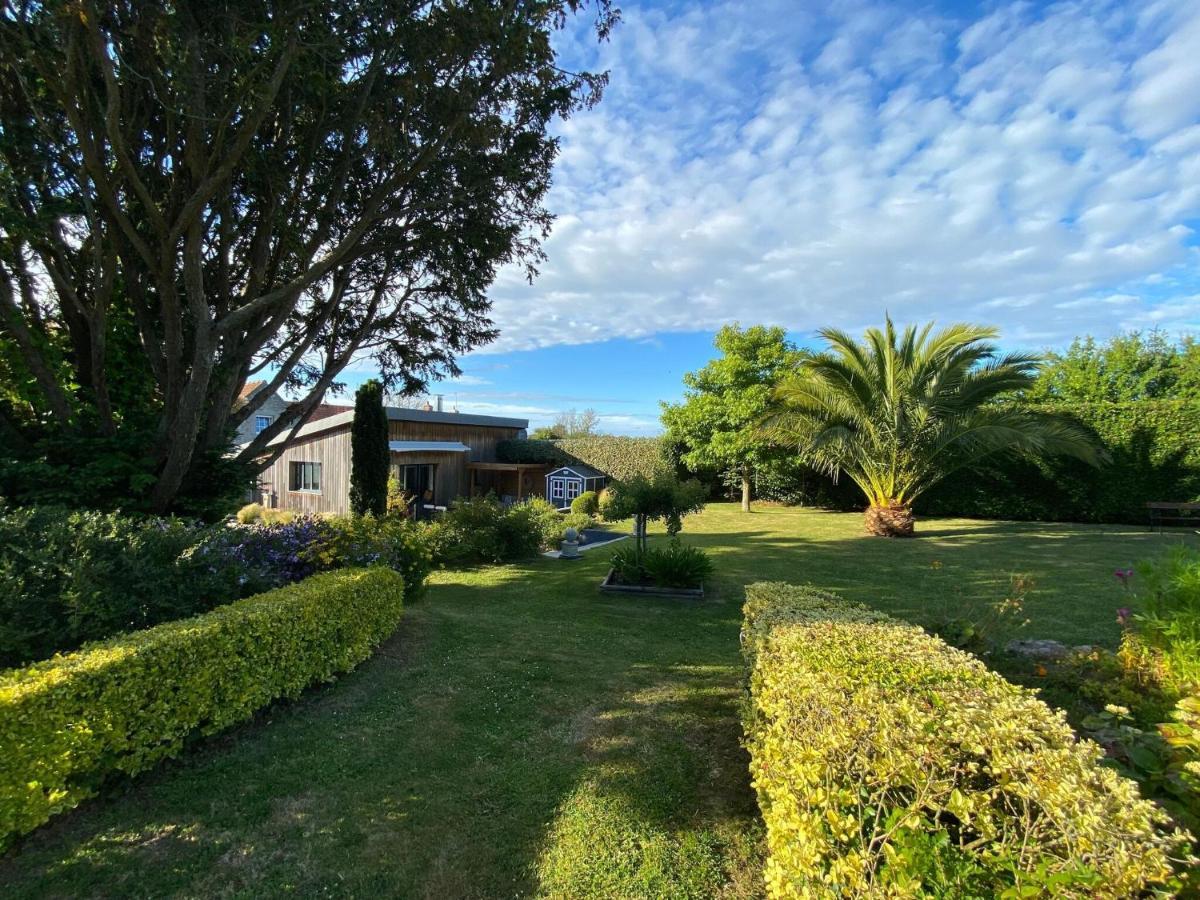 Holiday Home, Neville-Sur-Mer エクステリア 写真